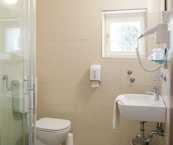 Affittacamere Andor 3*